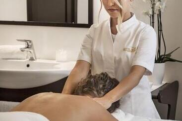 هتل La Rocca Resort & Spa