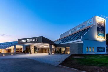 هتل Nais
