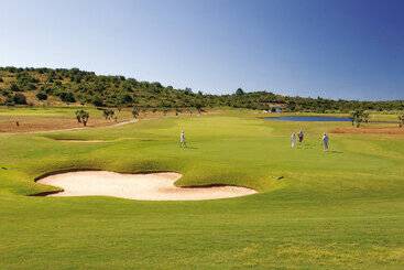هتل Nau Morgado Golf & Country Club