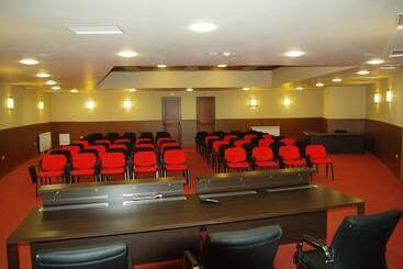 هتل Orpheus   Casino And Spa