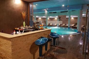 هتل Orpheus   Casino And Spa
