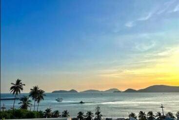هتل Panwa Beach Side Beachfront