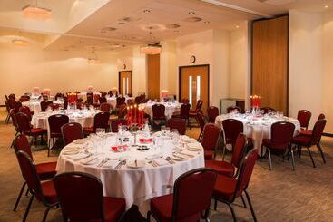 هتل Park Inn By Radisson Aberdeen