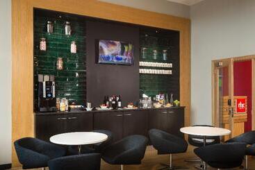 هتل Park Inn By Radisson Aberdeen