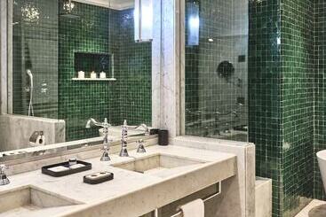 בית מלון כפרי Particulier Le Doge Relais & Châteaux