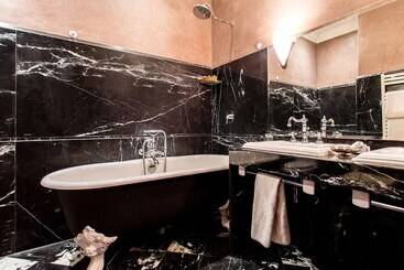 בית מלון כפרי Particulier Le Doge Relais & Châteaux