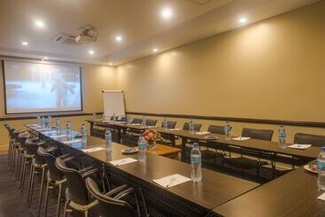 Protea Hotel By Marriott Dar Es Salaam Oyster Bay
