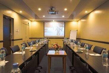 Protea Hotel By Marriott Dar Es Salaam Oyster Bay