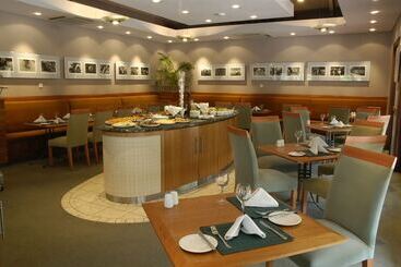 Protea Hotel By Marriott Dar Es Salaam Oyster Bay