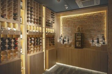 هتل Ramada By Wyndham Oradea