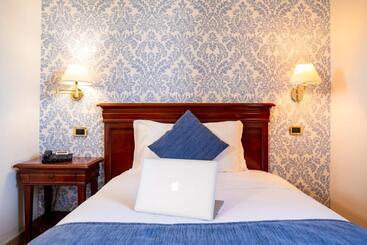 هتل Relais Villa Giuliana