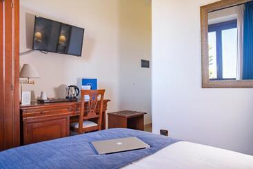 هتل Relais Villa Giuliana