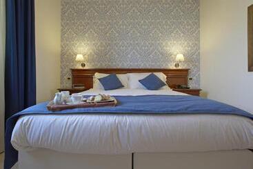 هتل Relais Villa Giuliana