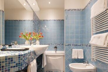 هتل Residence Sacchi Apart