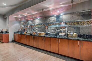 هتل Springhill Suites Pigeon Forge