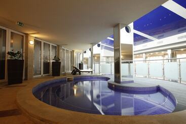 هتل Strimon Garden Medical Spa