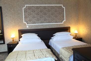 هتل Strimon Garden Medical Spa