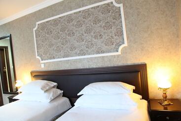 هتل Strimon Garden Medical Spa