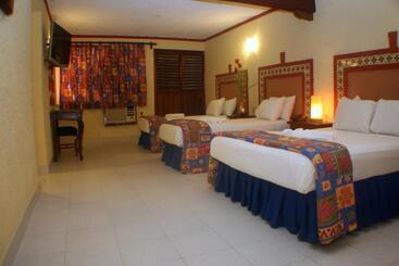 هتل Suites Cancun Center