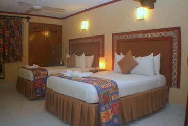 هتل Suites Cancun Center