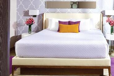 The Fives Beach Hotel & Residences - All Inclusive