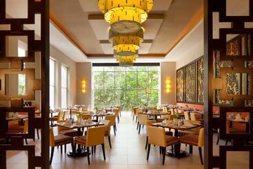 The Fives Beach Hotel & Residences - All Inclusive