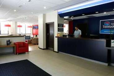 هتل Travelodge Valencia Aeropuerto