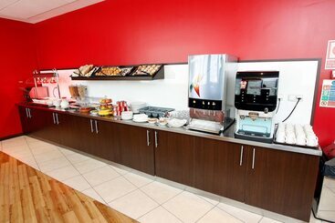 هتل Travelodge Valencia Aeropuerto
