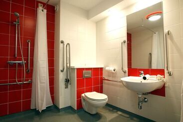 هتل Travelodge Valencia Aeropuerto