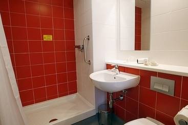 هتل Travelodge Valencia Aeropuerto