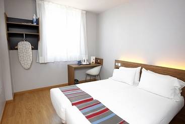 هتل Travelodge Valencia Aeropuerto