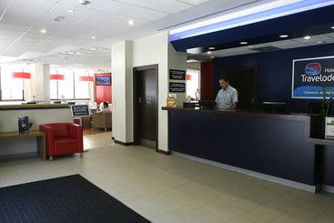 هتل Travelodge Valencia Aeropuerto