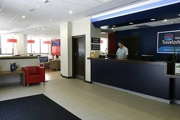 هتل Travelodge Valencia Aeropuerto