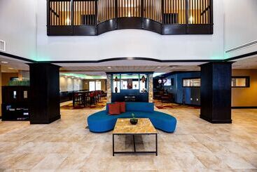 هتل Wingate By Wyndham State Arena Raleigh/cary