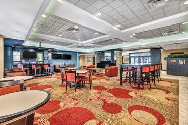 هتل Wingate By Wyndham State Arena Raleigh/cary