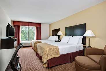 هتل Wingate By Wyndham State Arena Raleigh/cary