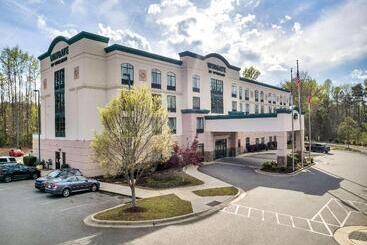 هتل Wingate By Wyndham State Arena Raleigh/cary