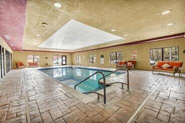 هتل Wingate By Wyndham State Arena Raleigh/cary