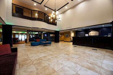 هتل Wingate By Wyndham State Arena Raleigh/cary