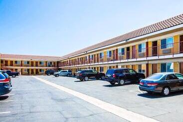 Motel 6 Norwalk, Ca