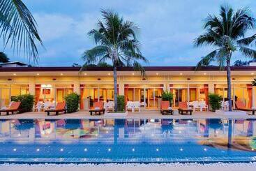 Phuket Sea Resort Sha Extra Plus