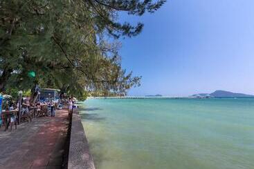 Phuket Sea Resort Sha Extra Plus