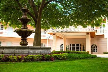 渡假胜地  Real Del Bosque Golf And Spa