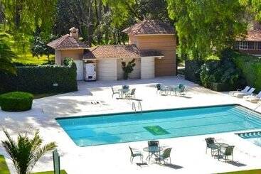 渡假胜地  Real Del Bosque Golf And Spa
