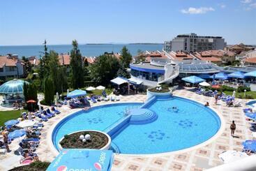 Sineva Beach Hotel   All Inclusive