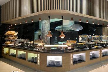 هتل Orpheus   Casino And Spa