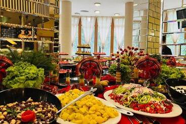 هتل Orpheus   Casino And Spa