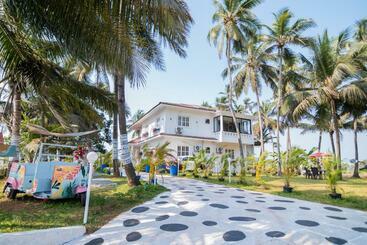 민박 White House In Goa, Truly Amazing Experience