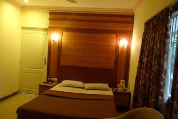 בית מלון כפרי Rangoli Retreat