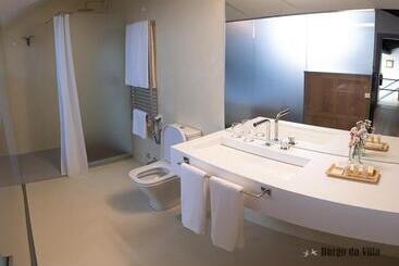 تختخواب و صبحانه Burgo Da Villa